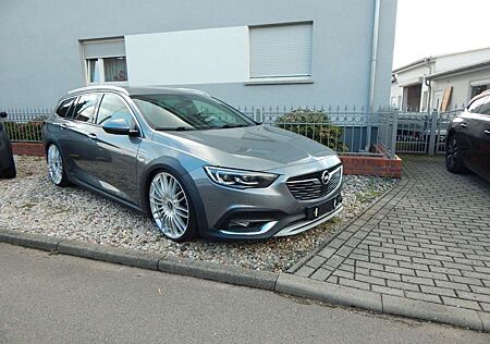 Opel Insignia B Country Tourer Exclusive 4x4