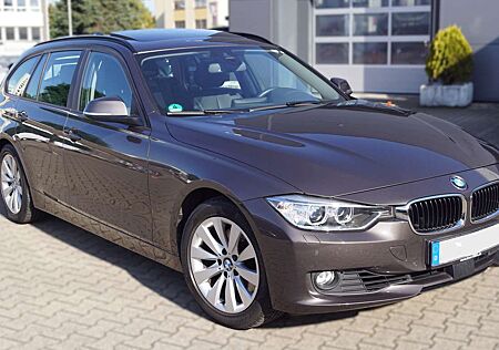 BMW 328i 328 Touring xDrive Aut. HUD bFL AHK Navi Pro