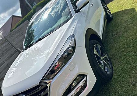 Hyundai Tucson 2.0 CRDi 4WD Automatik Style