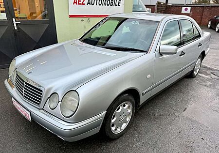 Mercedes-Benz E 230 *Neue TÜV*39.000Km*