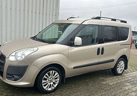 Fiat Doblo Emotion Scheckheft HU/Au 10/27