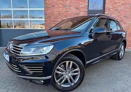VW Touareg Volkswagen 3.0D 4M,PANO,DAB,ACC,STANDHEIZUNG,R-LINE