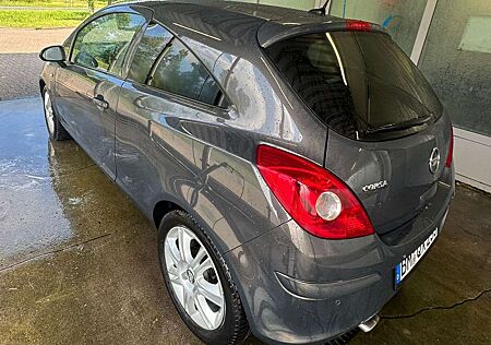 Opel Corsa D 1.2 16V, 63 kW (85 PS), Benzin