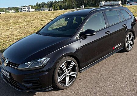 VW Golf Variant Volkswagen Golf VII Variant R 2.0 TSI OPF 4Motion DSG