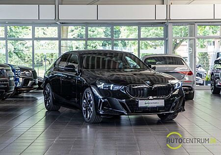 BMW 520 d M Sport Inno Pano B&W HUD 360° AHK Carbon