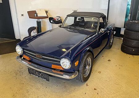 Triumph TR6 Roadster / H-Kennzeichen / Speichenräder