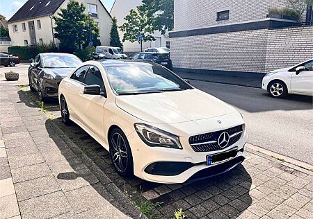 Mercedes-Benz CLA 180 AMG Line