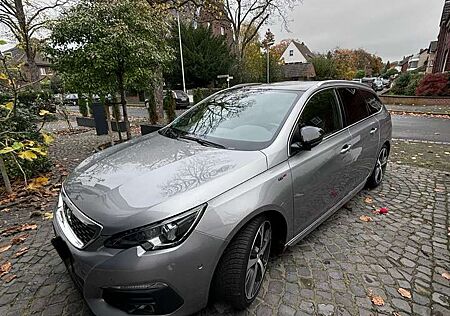 Peugeot 308 SW BlueHDi 180 EAT8 Stop & Start GT