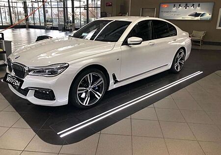 BMW 750 d xDrive M-Sport~Laser~DA+/PA~Massage~Gestik