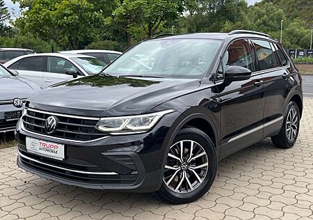 VW Tiguan Volkswagen Life 2.0TDI/Matrix/AHK/R-Kam/Navi/Harman