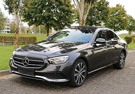 Mercedes-Benz E 300 E300e Avantgarde *DISTR*LEDER*360K*PANO*BURM*AHK