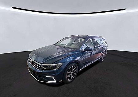 VW Passat Variant Volkswagen PassatVariant GTE Matrix/DSG/AHK/Memory/Kam