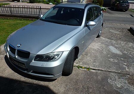 BMW 325d 325 DPF Touring Aut.