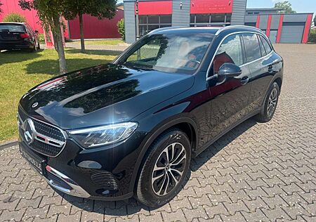 Mercedes-Benz GLC 220 Avantgarde Advanced LederLED AHK Panoram