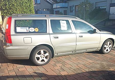 Volvo V70 +2.4+Aut.+Momentum