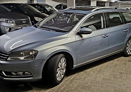 VW Passat Variant Volkswagen 2.0 TDI DSG BlueMotion Technology Highline