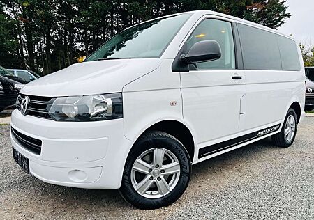 VW T5 Multivan Volkswagen Automatik/Navi/AHK/Scheckheft