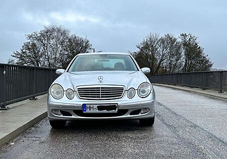 Mercedes-Benz E 200 Kompressor Automatik Elegance Sport Edition