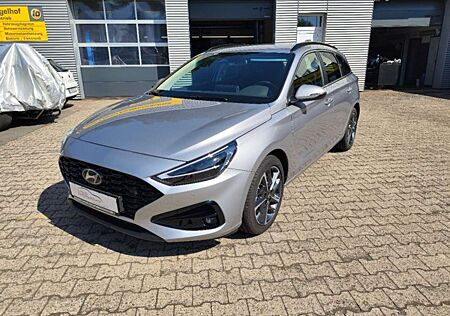 Hyundai i30 cw 1.0T-GDI DCT Teilleder,LED,Nav
