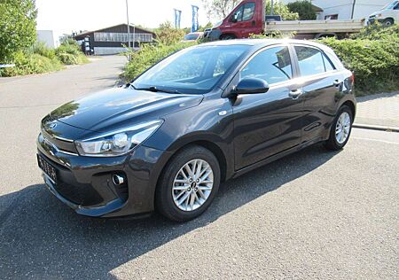 Kia Rio 1.0 T-GDI 100 Dream-Team Edition