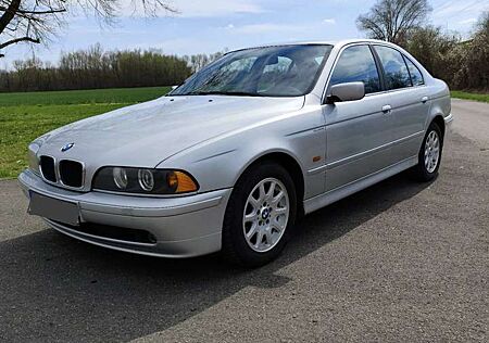 BMW 520 E39 *Automatik* *Scheckheft*