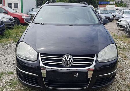 VW Golf Volkswagen 1.4 Vollfahrbreit / Mit Anhängerkupplung