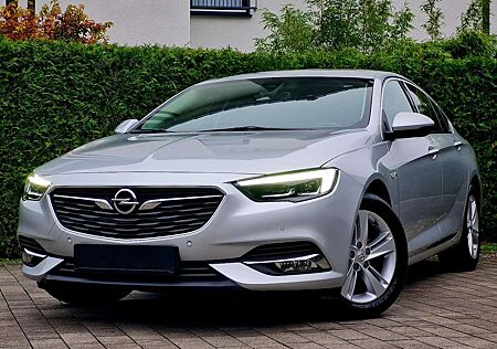 Opel Insignia Grand Sport 170 PS (LED, AHK, 1. Hand)