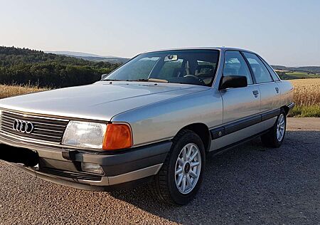 Audi 100 2.3 E Business