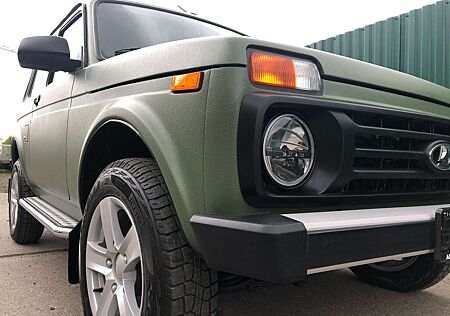 Lada Niva "NORMA PLUS RAPTOR"! AET-Kollektion 2025