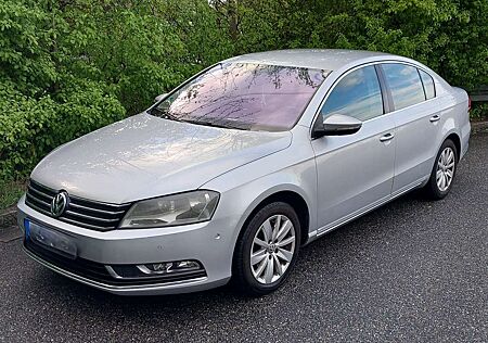 VW Passat Volkswagen 1,4 TSI Comfortline