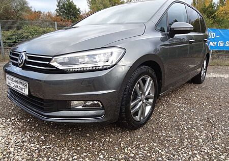 VW Touran Volkswagen 150PS/Pano/1.Hand/Navi/LED/AHK/7-Sitzer