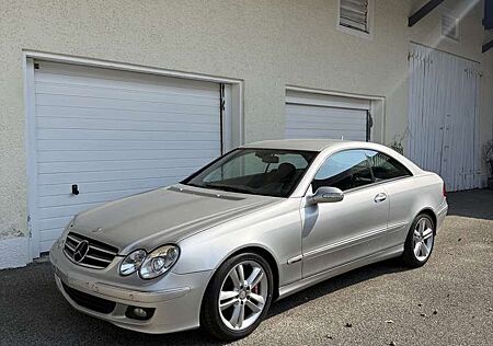 Mercedes-Benz CLK 500 Coupe Avantgarde Mit Schaltgetriebe