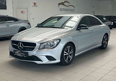 Mercedes-Benz CLA 200 / BI-XENON/AHK/KAMERA/