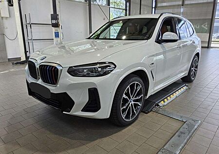 BMW X3 30e M SPORT SHADOW 20Z./ACC/KEYLESS/HuD/AHK