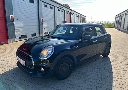 Mini ONE First/Start&Stop/2.Hand/8*Fach Bereift