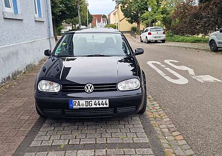 VW Golf Volkswagen 1.9 TDI