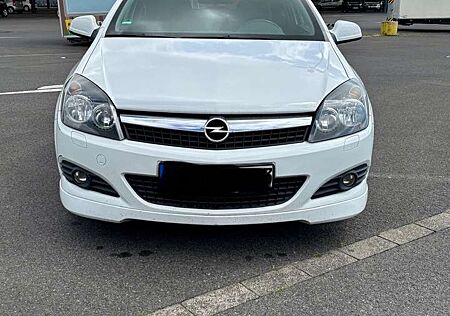 Opel Astra 1.6 H GTC mit opc optikpaket
