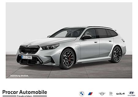 BMW M5 Touring Comf.Pak. PANO ACC AHK 360°KAM RFK LED