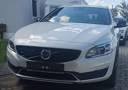 Volvo V60 CC V60 Cross Country V60 Cross Country T5 AWD Geartronic Pro