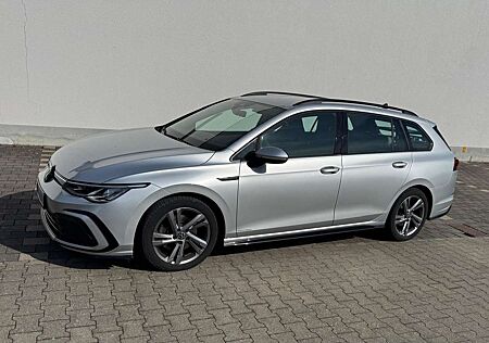 VW Golf Variant Volkswagen Golf VIII Variant Diesel 2.0 TDI SCR DSG R-Line