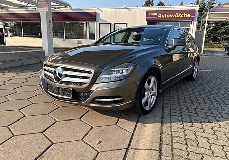 Mercedes-Benz CLS 350 CDI BE 4Matic 1.Hand , Scheckheft bei MB