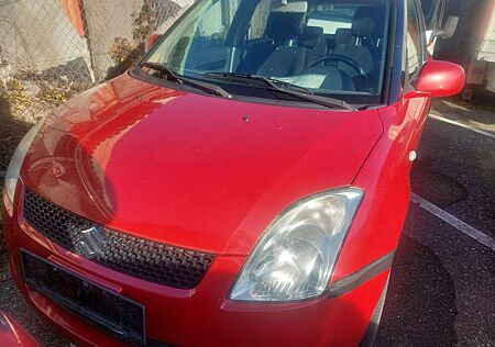 Suzuki Swift 1.3 benzine 4x4WD