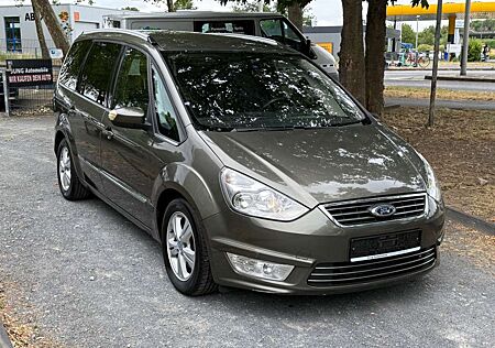 Ford Galaxy Titanium 7.Sitze / Automatik / Navi