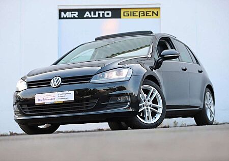 VW Golf Volkswagen VII Lim. 2.0 TDI DSG Highline Pano NAVI BMT