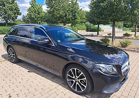 Mercedes-Benz E 220 d 4Matic Allrad/Multibeam-LED/AHK