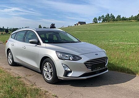 Ford Focus Turnier Cool & Connect Diesel 120ps