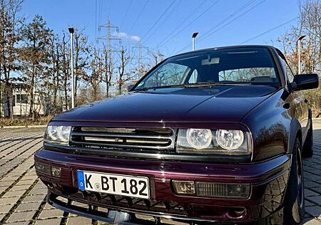 VW Golf Cabriolet Volkswagen Cabrio 2.0, 150K Gelaufen