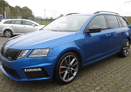 Skoda Octavia Combi 2.0 TDI DSG RS 4x4 *NAVI/LED/AHK*