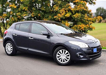 Renault Megane 2,0 Automatik top Zustand wenig kM