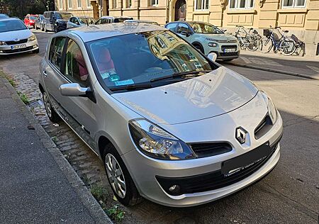 Renault Clio ++5-Türer+1.2+16V+Dynamique